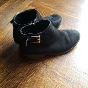 ON HOLD《MICHAEL KORS》booties